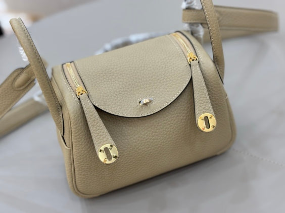 Most Coveted Mini 19cm